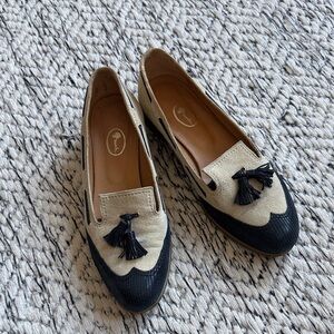 Handmade Two-Tone Tassel Loafers